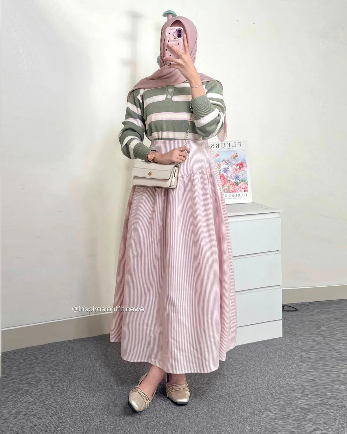 Inspirasi outfit ngemall pakai rok